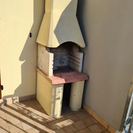 Apartament La Pineta E Il Mare *